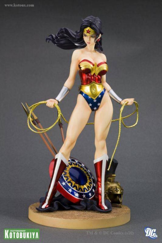 DC WONDER WOMAN BISHOUJO STATUE (O/A)