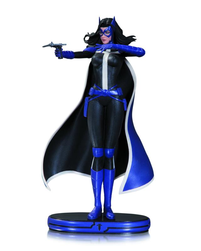 DC COMICS COVER GIRLS HUNTRESS STATUE