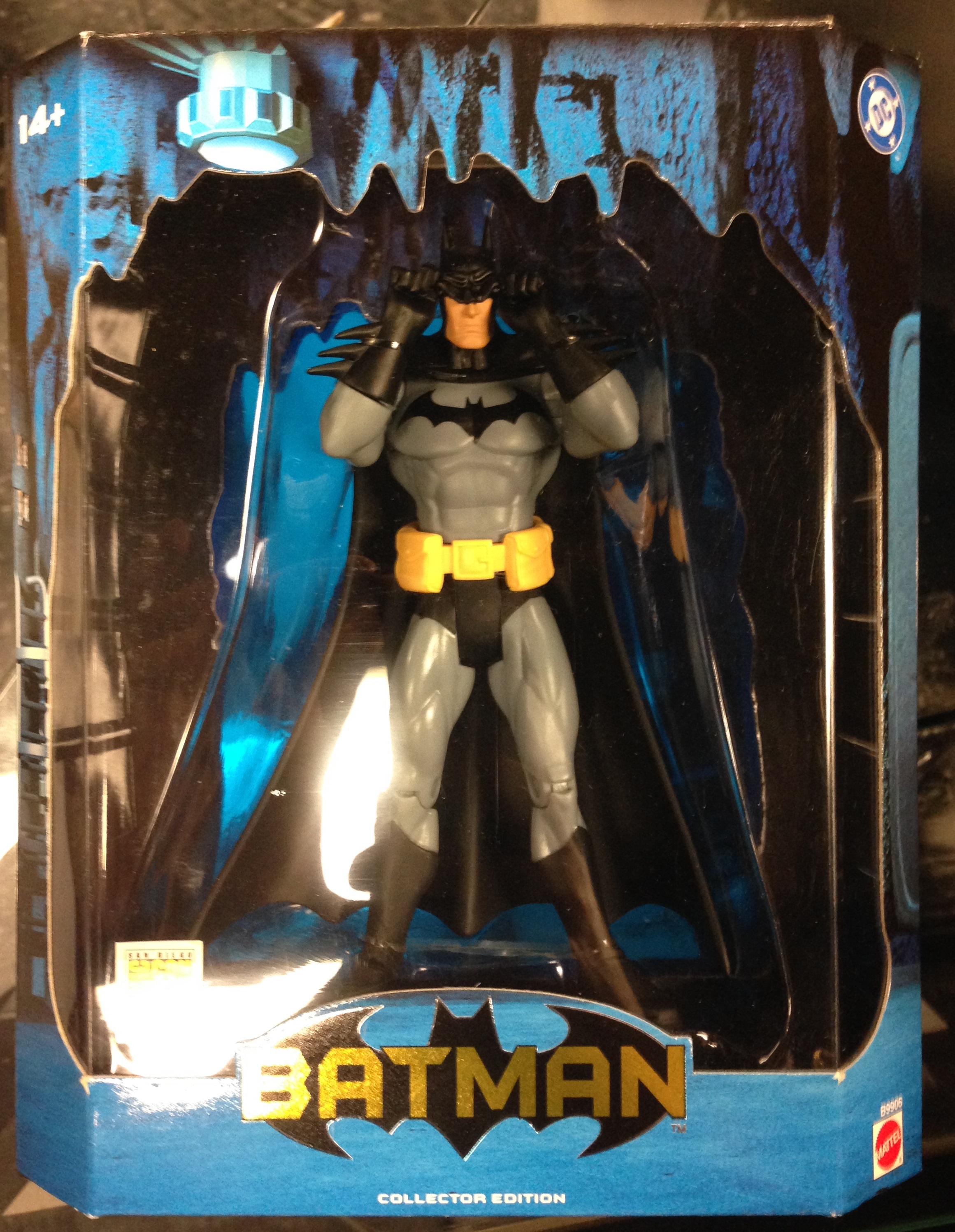 BATMAN UNMASKING CLASSIC 5-INCH ACTION 2004 COMIC-CON EXCLUSIVE