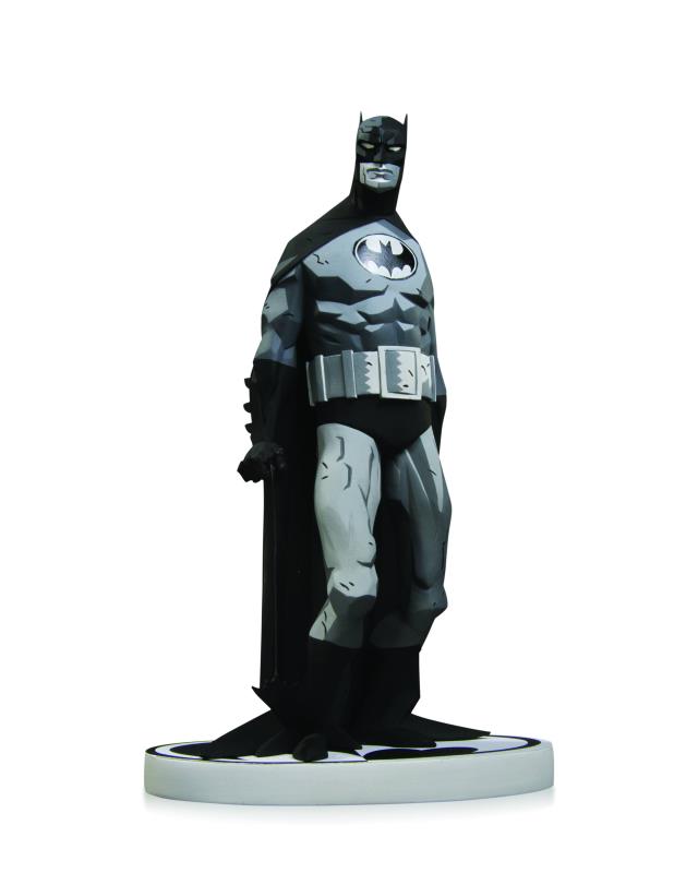 BATMAN BLACK & WHITE STATUE BY MIKE MIGNOLA