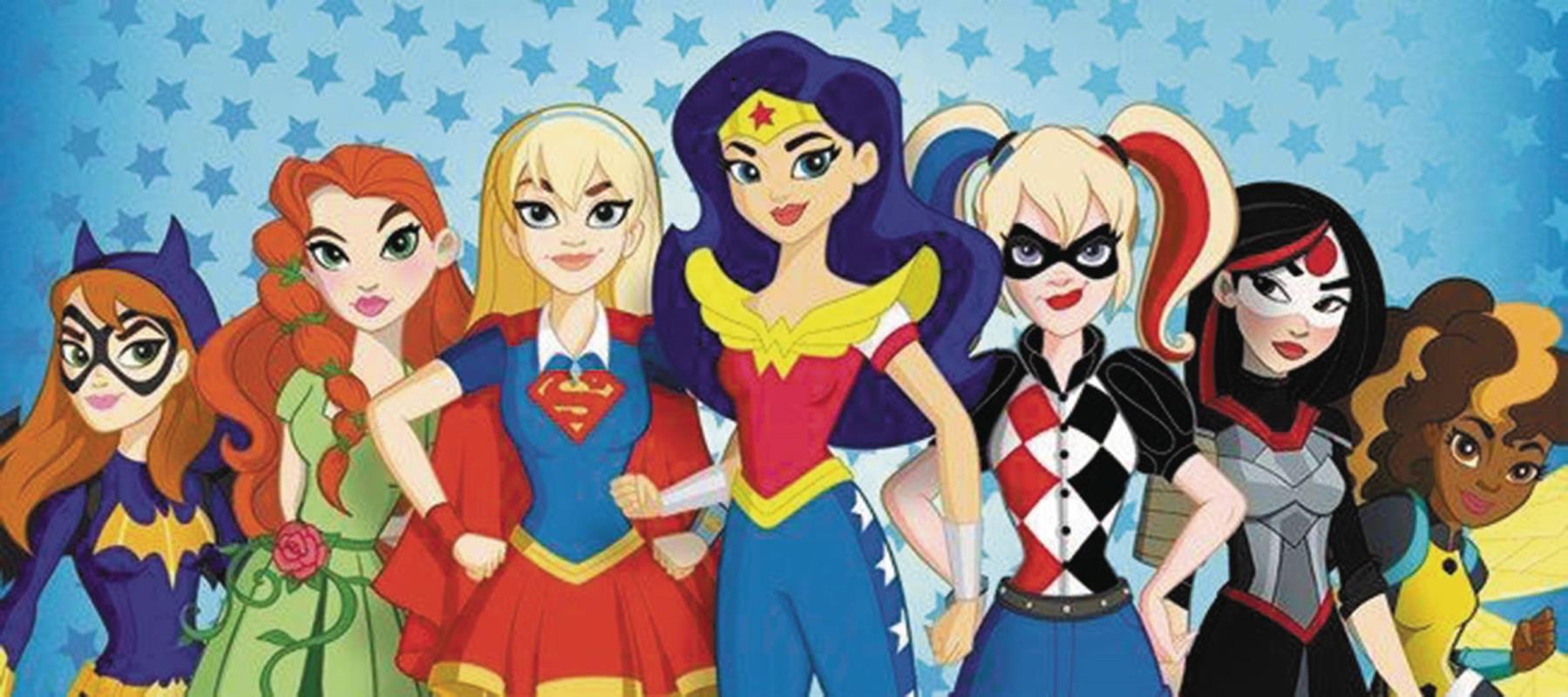 DC SUPER HERO GIRLS YR SC SUPER HERO HIGH YEARBOOK