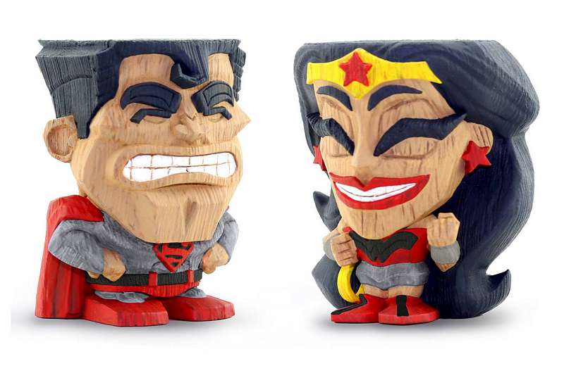 FCBD 2019 TEEKEEZ RED SON SUPERMAN WONDER WOMAN VINYL FIGURE 2PK