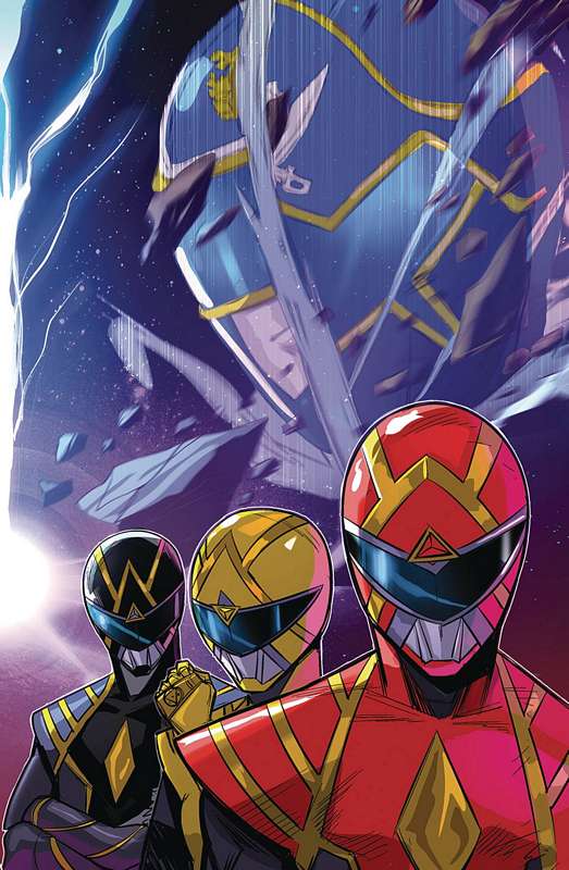 GO GO POWER RANGERS #32 CVR A CARLINI CONNECTING