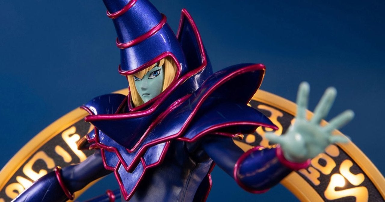 YU-GI-OH! Dark Magician PVC Statue (Blue Variant)